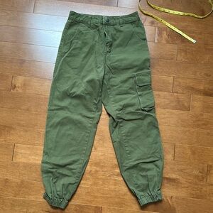 Revolve Green Cargo Pants - Superdown
